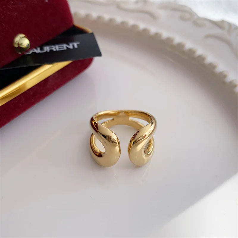 The Muse Infinite Wave Ring