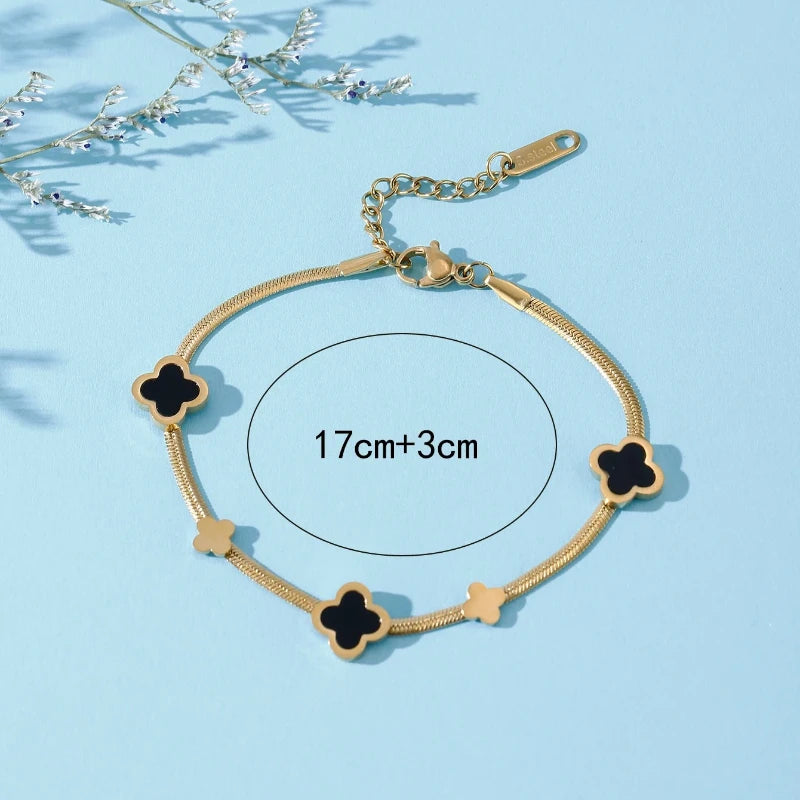 Noir Clover Chain