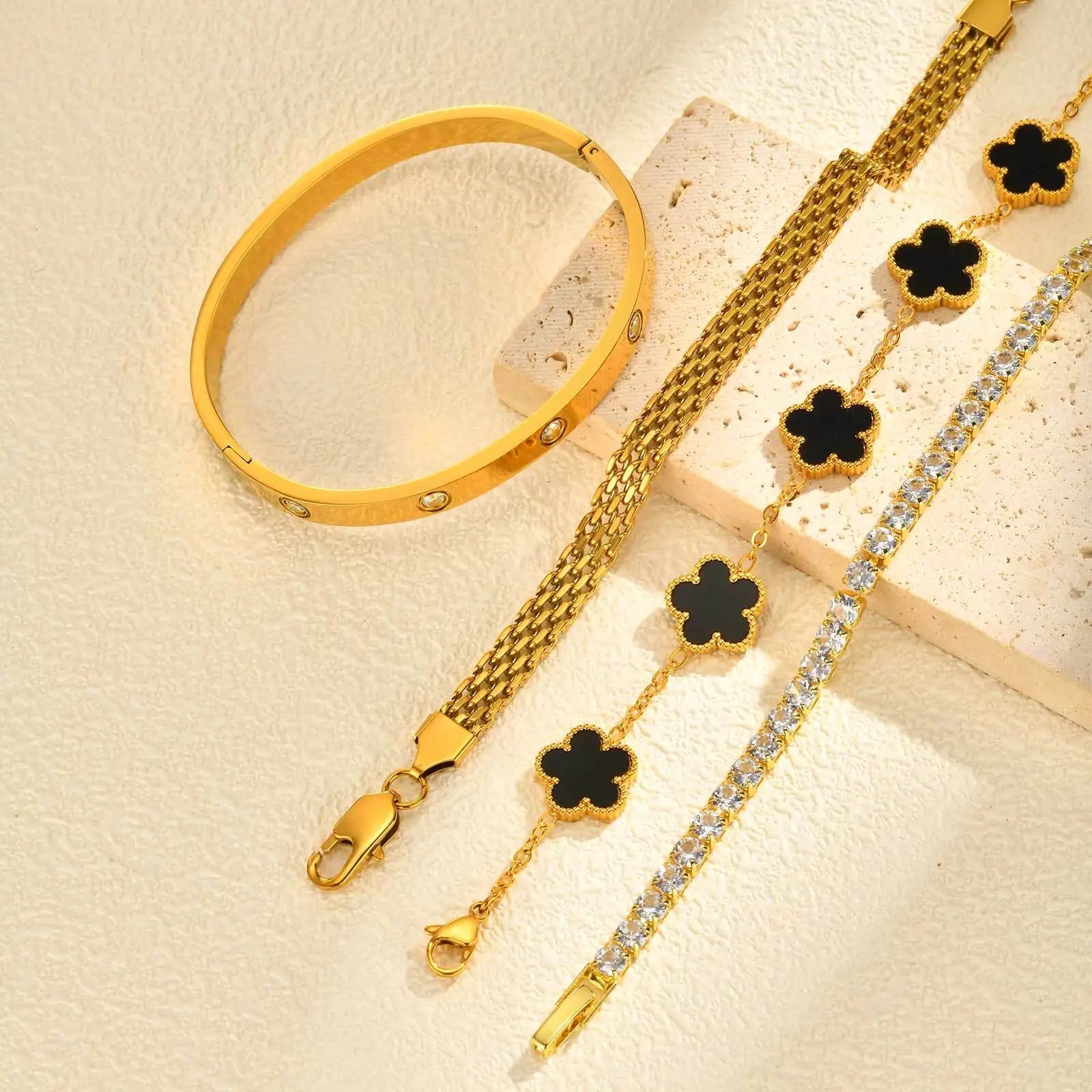 Aura Layered Bangle Set