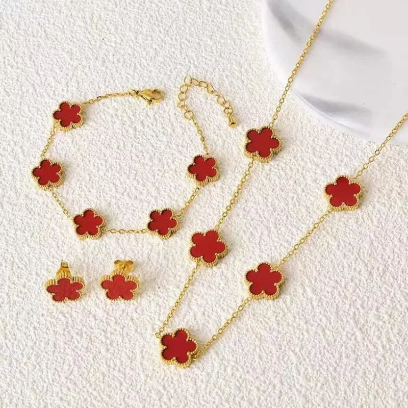 Aura Clover Jewelry Collection