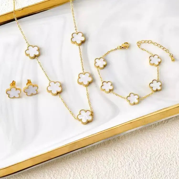 Aura Clover Jewelry Collection