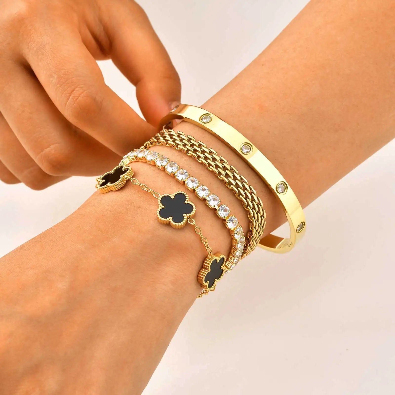 Aura Layered Bangle Set
